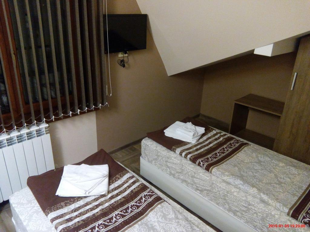 Готель Mineral 56 Баня Номер фото