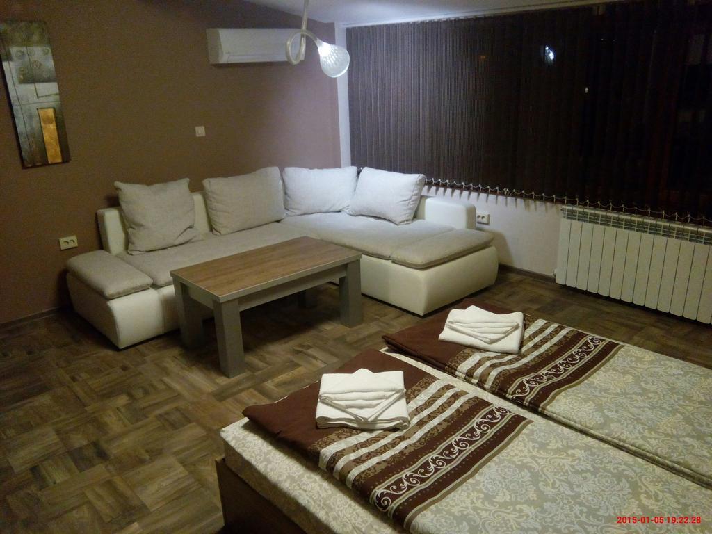 Готель Mineral 56 Баня Номер фото
